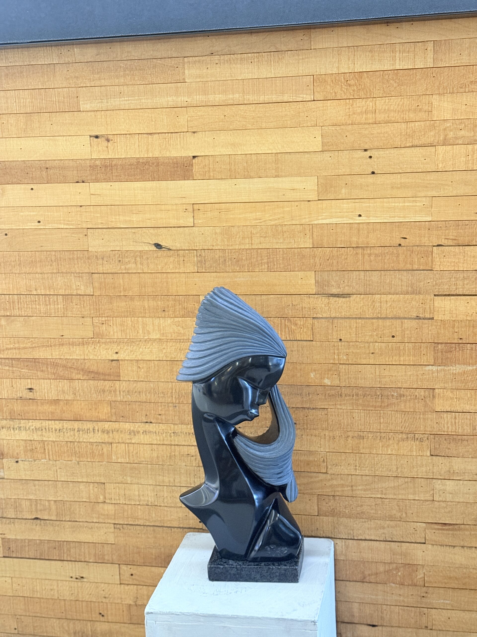 Graceful Contemplation